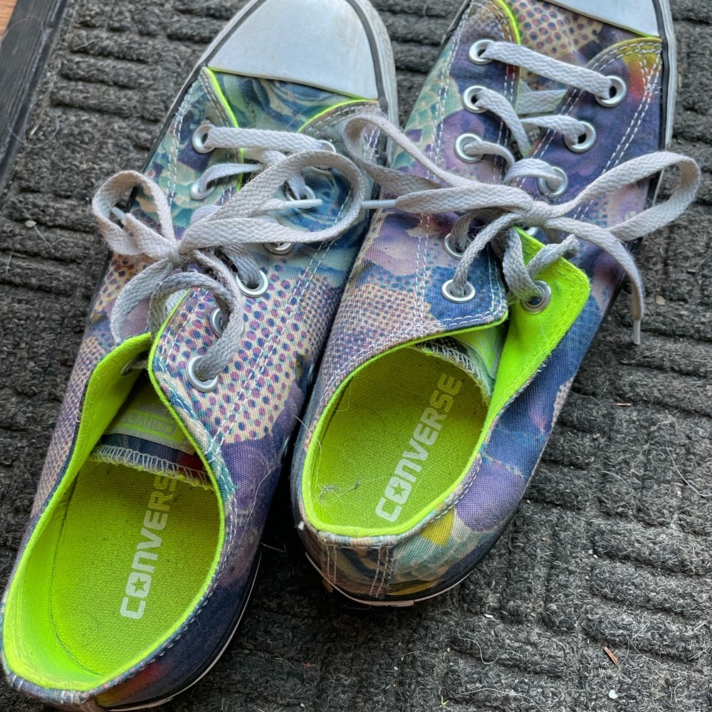 Converse Women’s Multicolor Sneakers